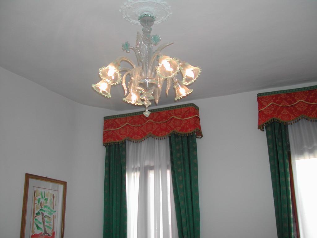 Ca' Derai Apartamento Veneza Quarto foto